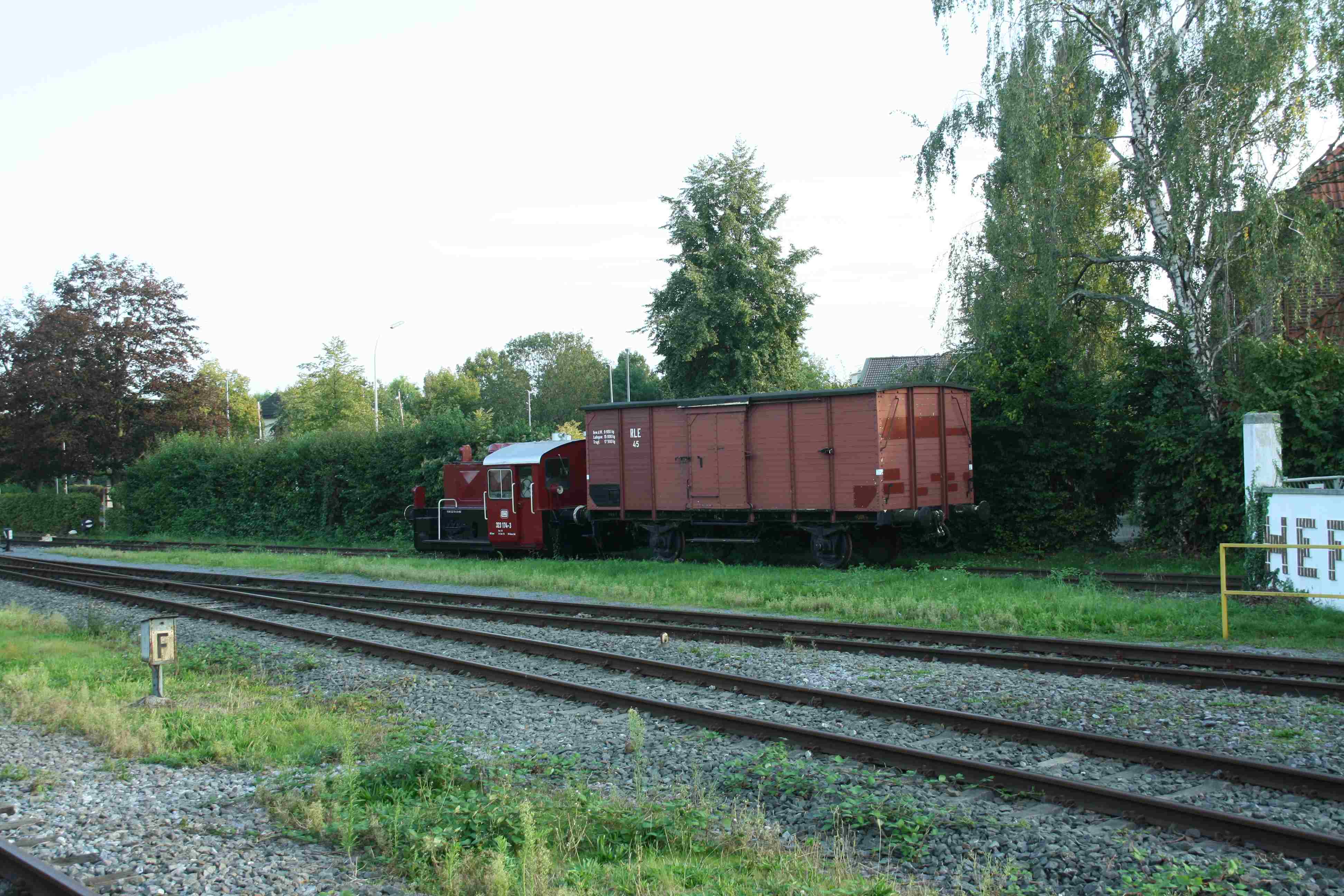 230930 063 Hamm Sd Bw MEH ex DB 323 174 3 mit ex RLE G02 45 abgestellt komp